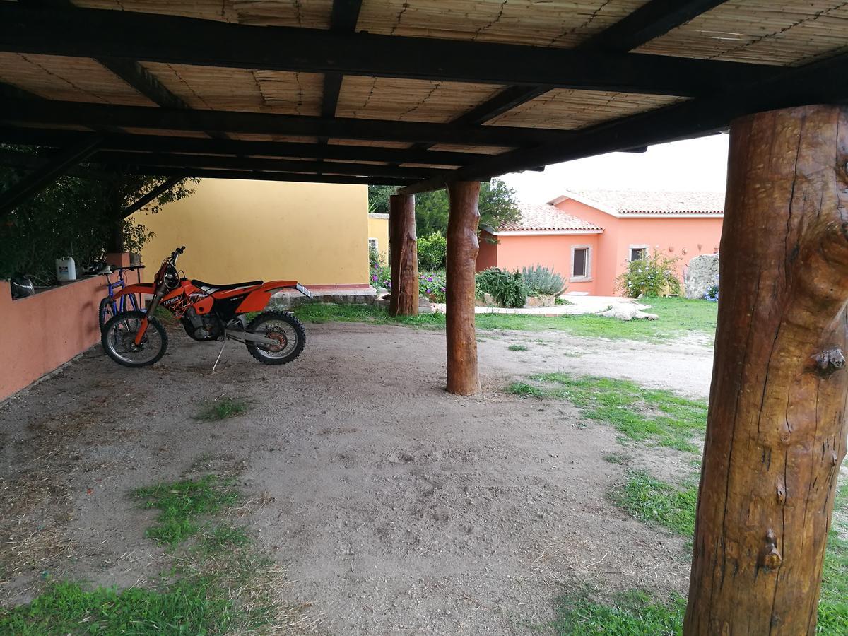 Country House Vignola Mare Aglientu Exterior foto